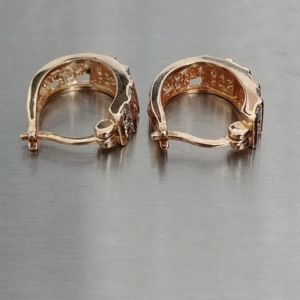925 R CHINA SILVER - GOLD TONE HUGGIE EARRINGS WHITE CZ - Picture 6 of 11